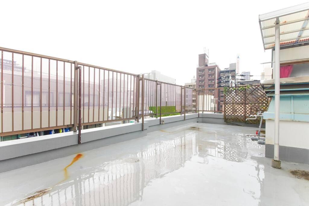 Sanacion Namba 難波千日前の5Ldk120平米 駅徒歩2分 広々バルコニーでバーベキューも可能 Apartment Osaka Ngoại thất bức ảnh