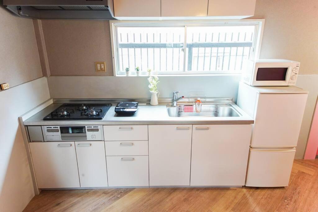 Sanacion Namba 難波千日前の5Ldk120平米 駅徒歩2分 広々バルコニーでバーベキューも可能 Apartment Osaka Ngoại thất bức ảnh